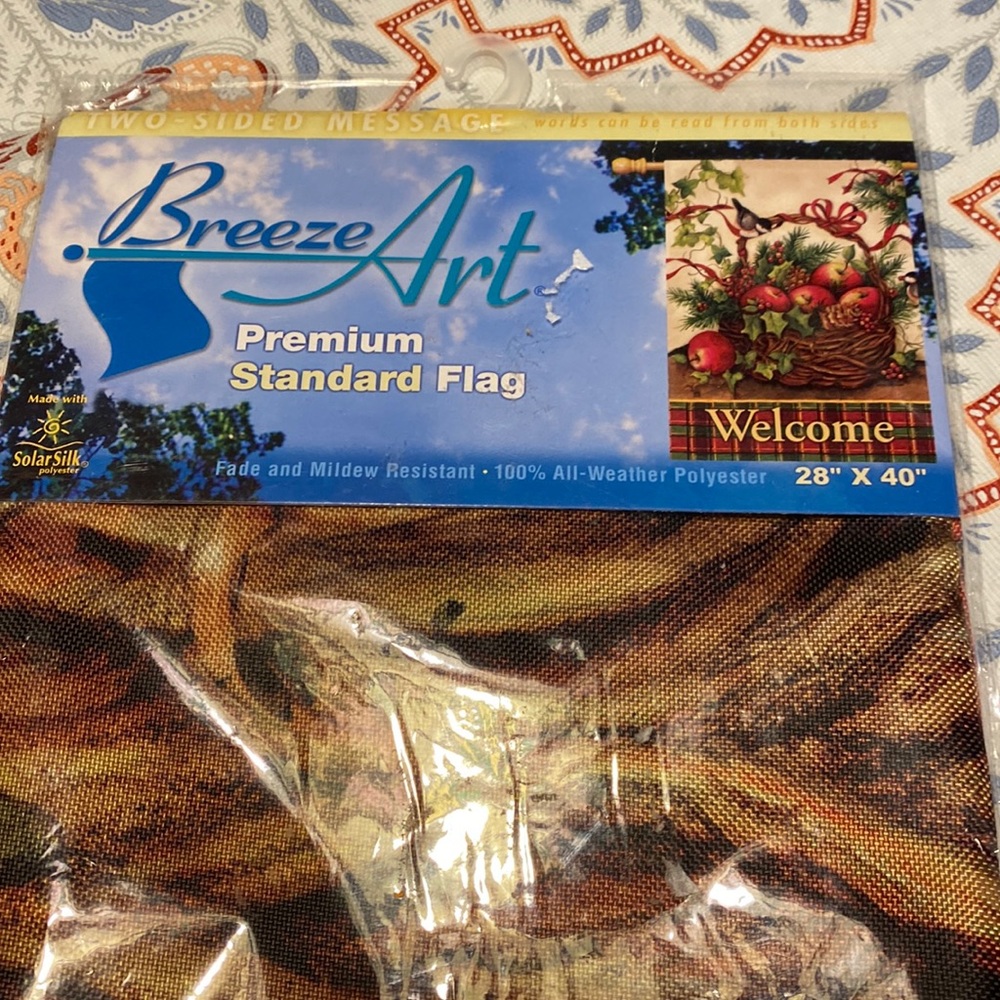 Christmas- Breeze art “welcome flag” size is 28” x 40”